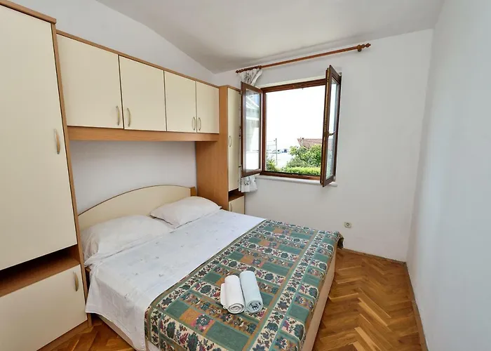 Ana Apartament Petrčane
