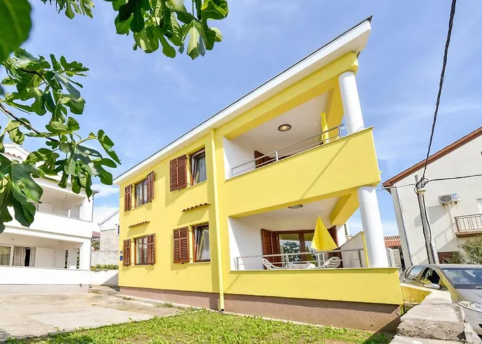 Ana Apartament Petrčane