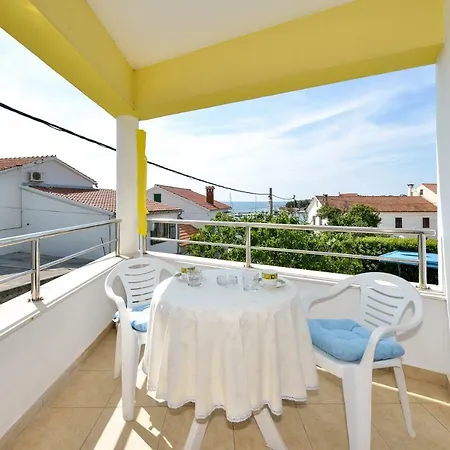 Apartment Ana Petrcane